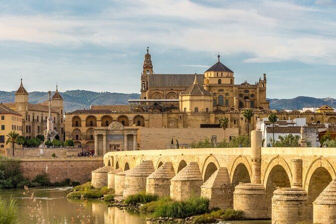 City of Caliphs: A Self-Guided Walking Tour of Córdoba’s History - Roman Temple stop: when Córdoba started long before the famous empires