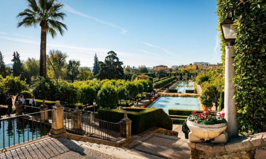 Cordoba: Alcazar of The Christian Monarchs Tickets and Tour - Gardens, pools, and patios: what you can realistically enjoy in one hour