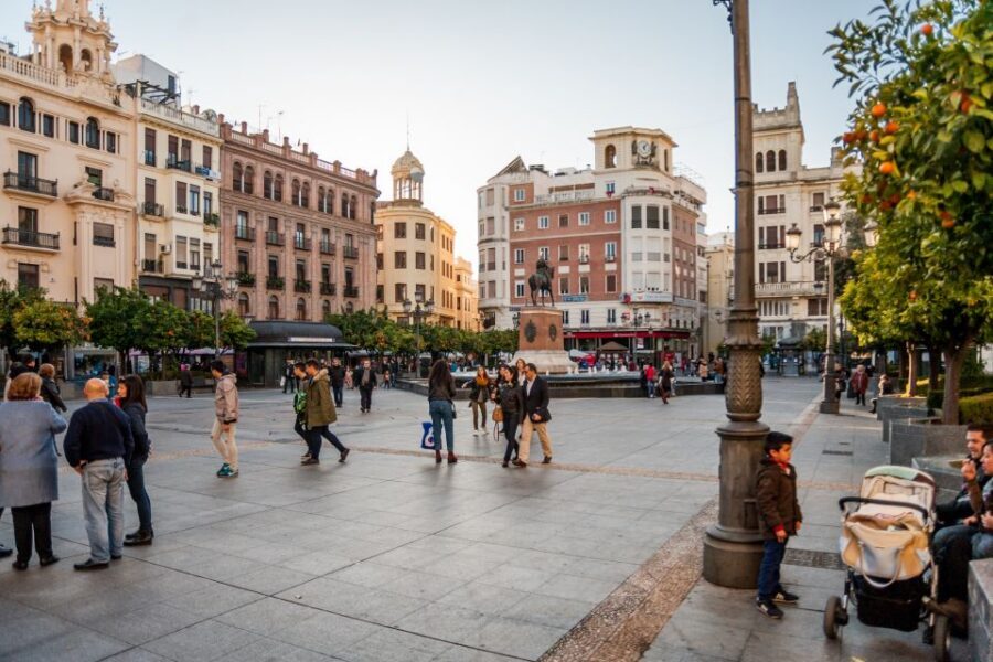 Córdoba: City Sightseeing Hop-On Hop-Off Bus Tour - A practical one-day plan that won’t fry your schedule