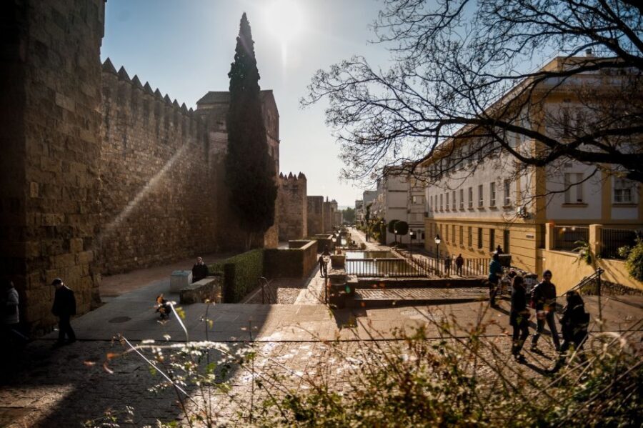 Córdoba: City Sightseeing Hop-On Hop-Off Bus Tour - The Mosque–Cathedral and Alcázar zone: where the stories overlap