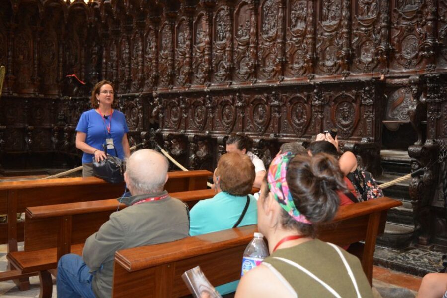 Cordoba: Early Bird Private Tour of the Mosque-Cathedral - Price and value: when $130 per group makes sense