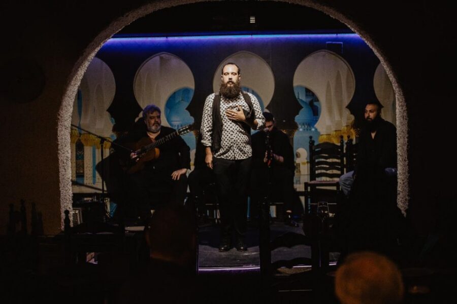 Cordoba: Flamenco Show at Tablao El Jaleo & Optional Dinner - What the show is like: singing, guitar, cajón, and footwork