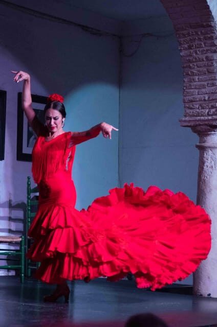 Córdoba: Flamenco Show Ticket with Drinks - Drinks and optional tapas: turning a show into a real evening