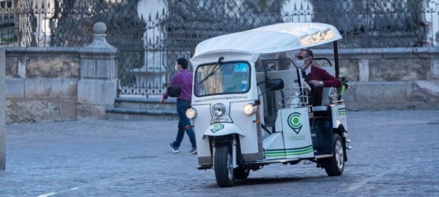 Córdoba: Guided City Tour by Tuk-Tuk - Roman Temple Stop: A Fast First Taste of Córdoba’s Old Layers