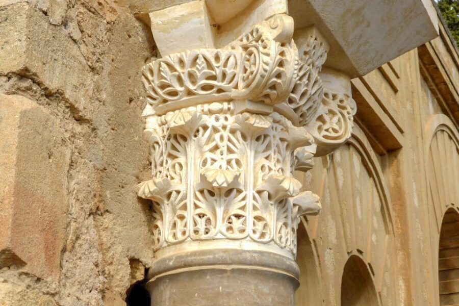 Córdoba: Guided Tour of Azahara Medina - Why the guide changes everything (and why the best ones are funny)