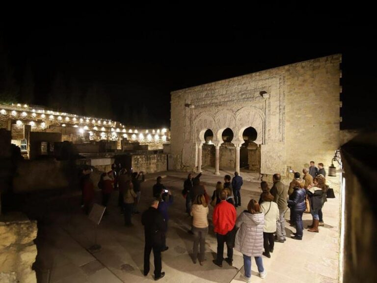 Cordoba: Guided Tour of Medina Azahara at Night - Your 2-hour walk: what you’ll actually do on site
