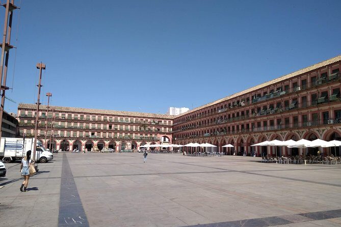 Córdoba Highlight Walking Tour - Stop 1: the Fernandine churches area as your warm-up