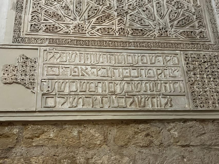 Cordoba: Jewish History Private Tour - Calleja de la Hoguera: narrow lanes, lived-in storytelling
