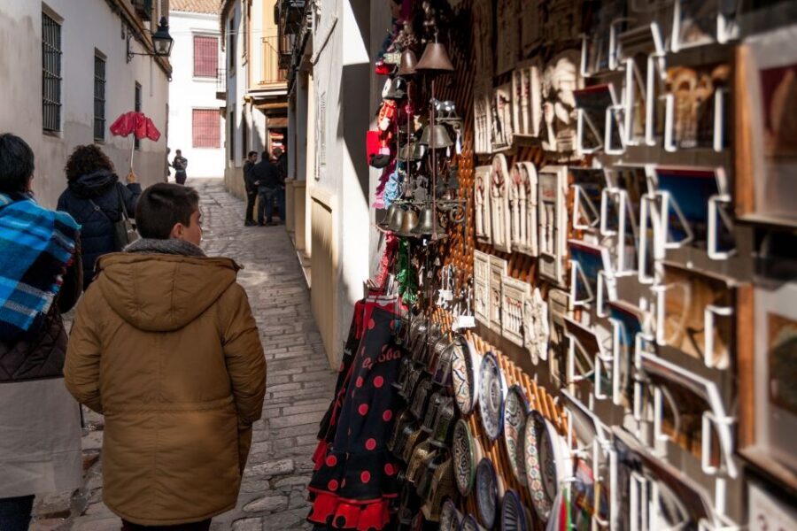 Cordoba: Jewish Quarter and Mosque-Cathedral Guided Tour - Skip the Ticket Line for the Mezquita-Cathedral