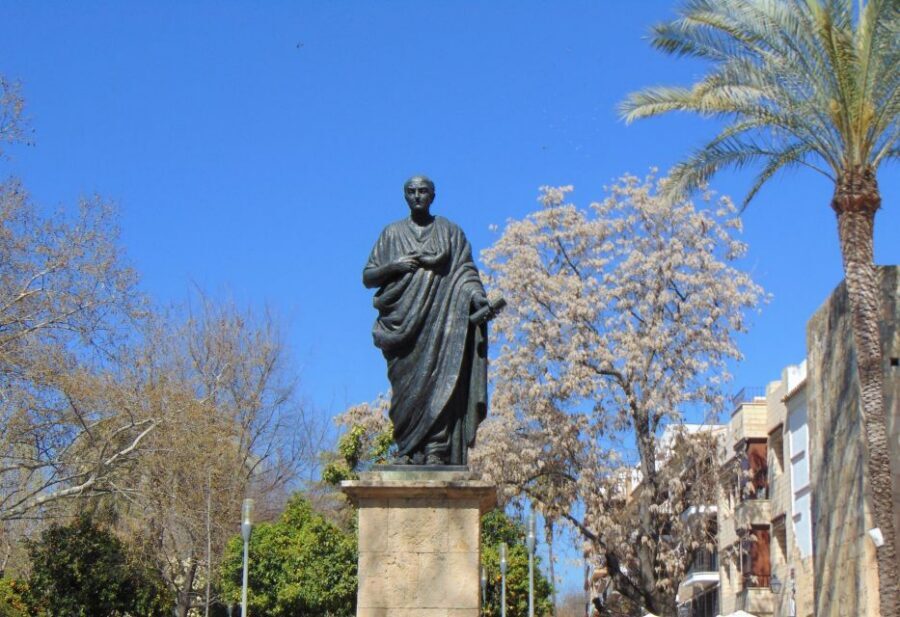 Cordoba: Jewish Quarter Walking Tour - Should you book this Cordoba Jewish Quarter walking tour?