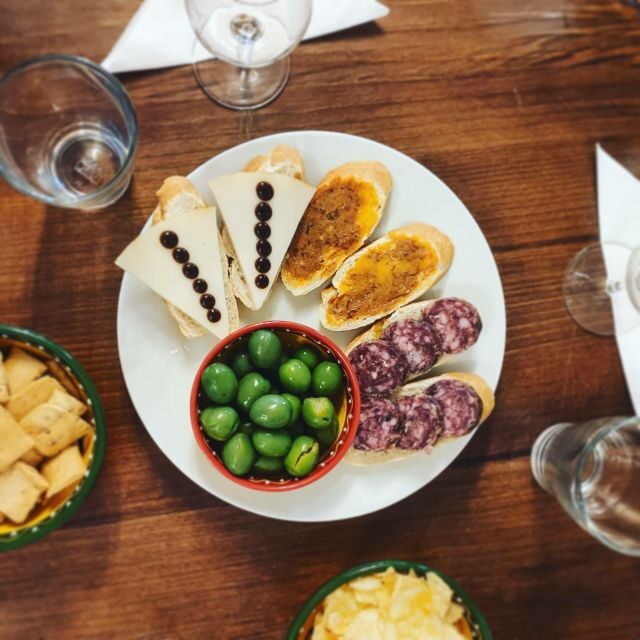 Córdoba: Local Wine Tasting Evening - Key takeaways before you go