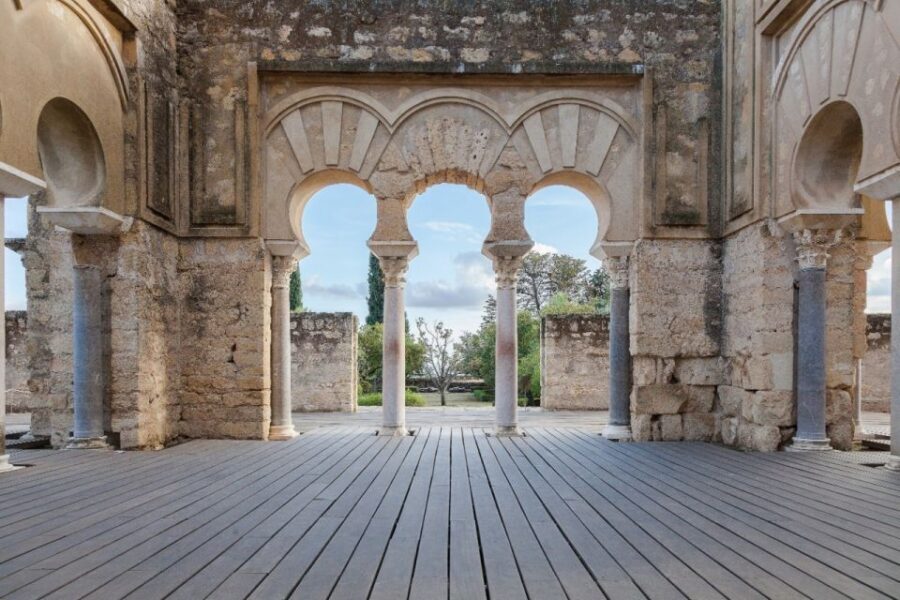 Córdoba: Medina Azahara 3-Hour Guided Tour - Entering The Medina Azahara story in just 3 hours