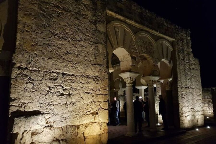 Cordoba: Medina Azahara Night Tour without transport - Medina Azahara at night: why it works so well