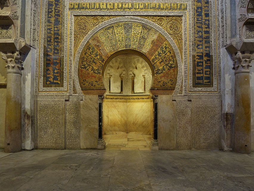 Córdoba: Mosque and Alcazar Private Tour with tickets - Key highlights you’ll actually use
