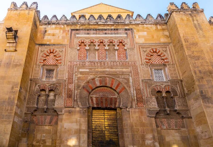 Cordoba: Mosque-Cathedral E-Ticket with Audio Guide - Using the app without stress: offline download, storage, and language