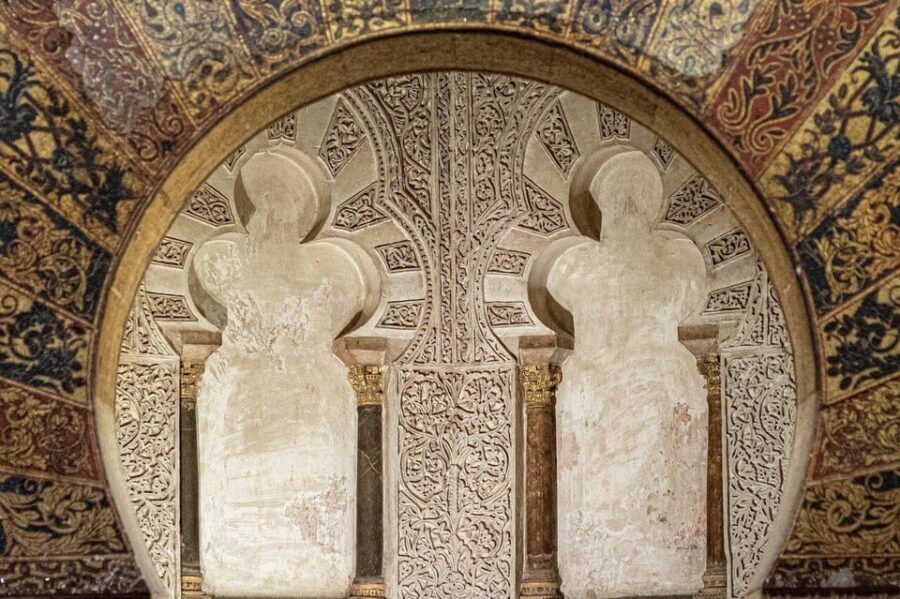 Córdoba: Mosque-Cathedral Guided Tour - Crowds and Comfort: The Main Thing to Watch For