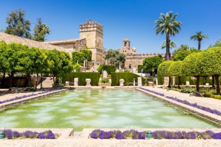 Córdoba Mosque, Jewish Quarter and Alcázar 3-Hour Tour - Start at the Alcázar de los Reyes Cristianos complex