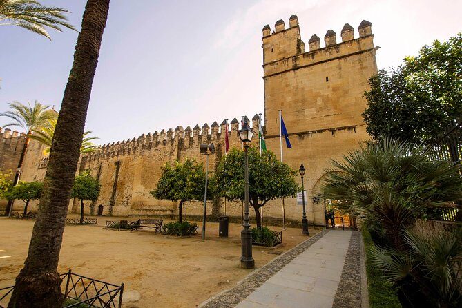 Cordoba: Mosque, Jewish Quarter and Alcazar - Mezquita-Cathedral: seeing the mosque-to-cathedral transformation