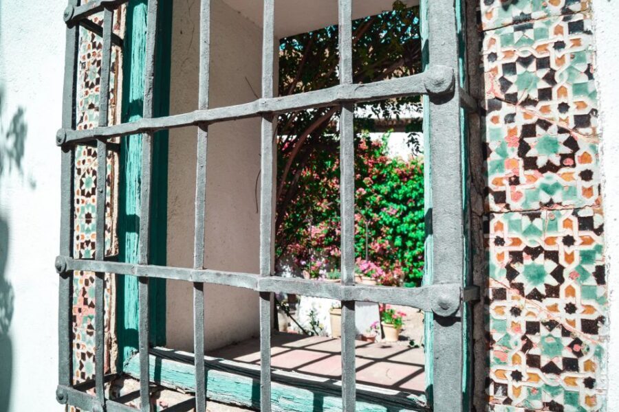 Cordoba: Patios and Viana Palace Tour - Should you book the Cordoba: Patios and Viana Palace Tour?