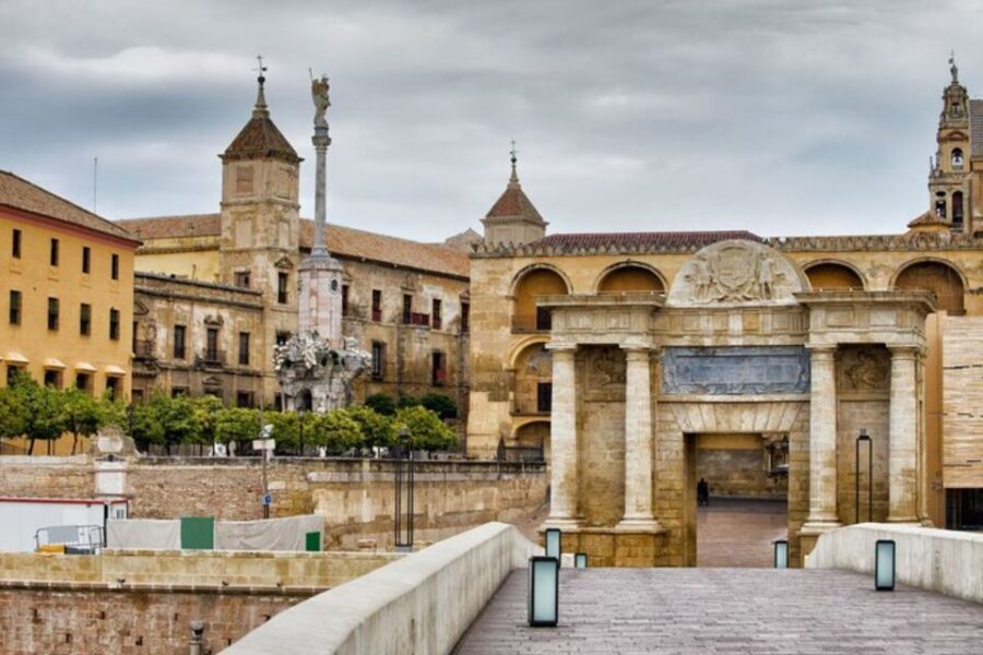 Cordoba: Private custom tour with a local guide - Key highlights at a glance