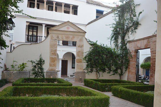 Cordoba Relax Tour in English Tickets included - Zoco Municipal de Artesanía: the Arabian souk vibe in modern craft form