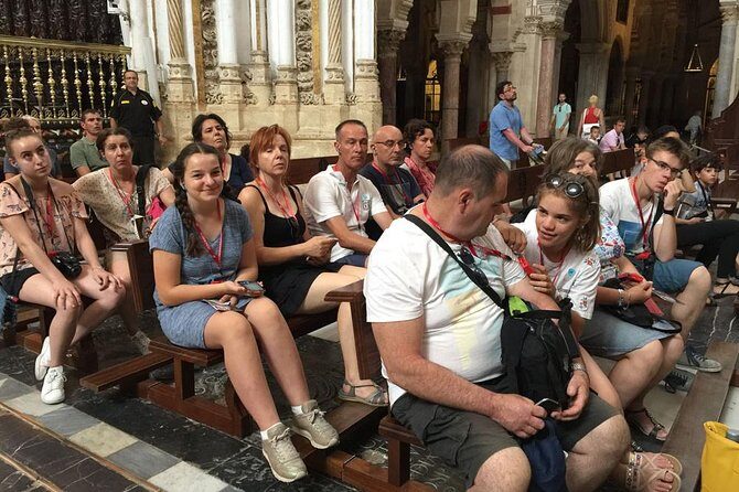 Cordoba Relax Tour in English Tickets included - The Maimonides statue: a quick stop with big intellectual context