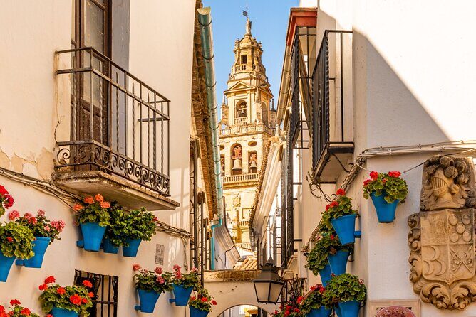 Córdoba Scavenger Hunt and City Highlights Walking Tour - How the App Uses Hints, Questions, and Photos to Teach You Fast