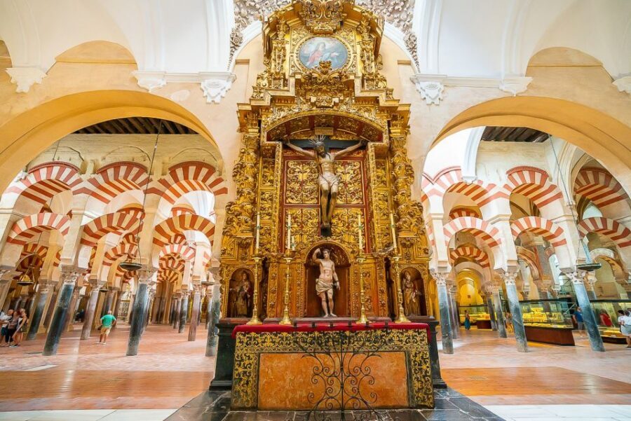 Córdoba: Skip-the-Ticket-Line Mosque-Cathedral Guided Tour - Price and value: what $31 covers (and what costs extra)