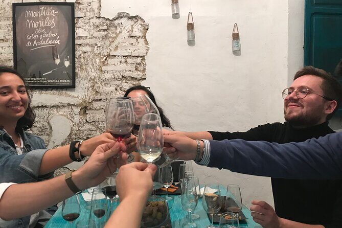 Cordoba sunset, local wine & cheese tasting - Meeting point and format: easy to find, small-group by design