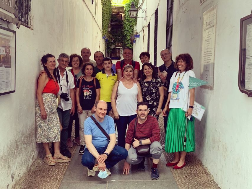 Córdoba: Tour of the three cultures to see the city in a day - The Roman Temple stop: understanding Córdoba’s long timeline