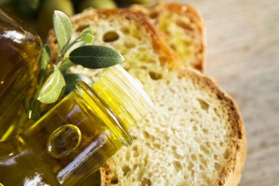 Extra Virgin Olive oil tasting - The tasting flow: how it feels in real time