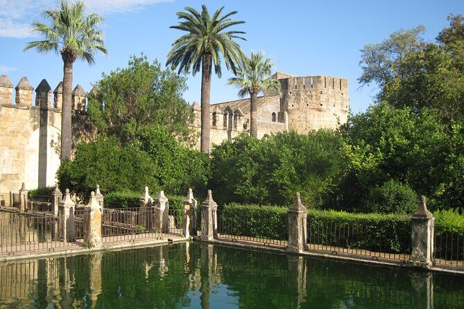 Gardens & Fortress of Catholic Kings Tickets & Tour in English - Should you book this Alcázar gardens and Catholic Kings fortress tour?