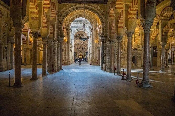 Guided tour of the Mosque with entrance included - Mezquita Cathedral with entrance included: why a guide really helps