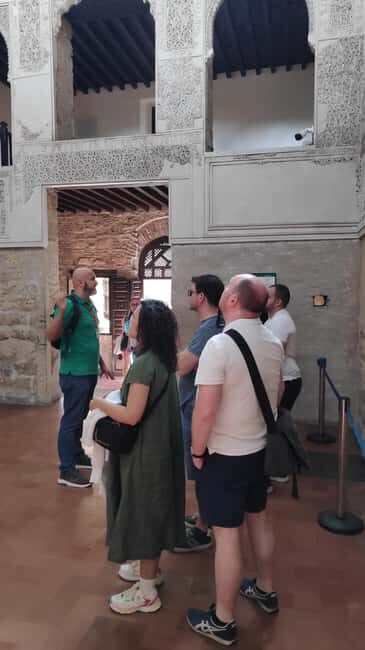 Heritage Córdoba: The most essential tour in Córdoba - Flower Alley and Bonfire Alley: why these streets matter