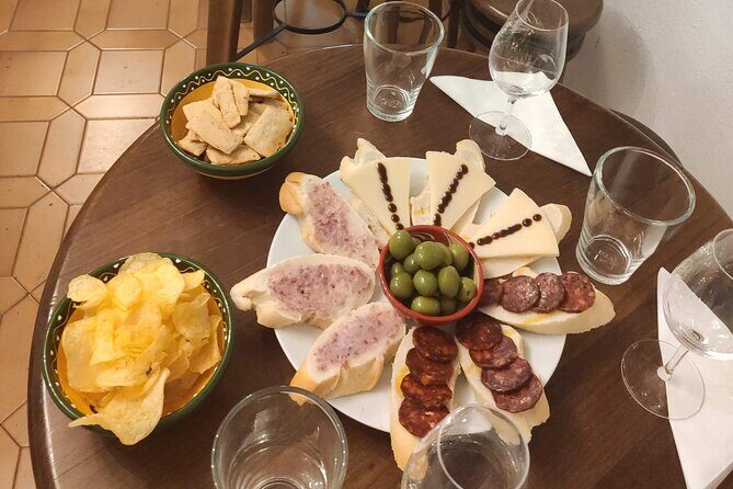 Indulge in Cordoba: Local Wines & Tapas Tasting - Price and value: is $43.21 a fair deal?