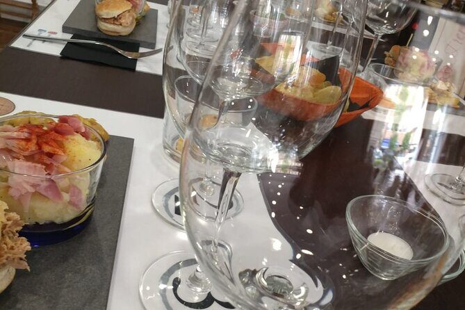 Indulge in Cordoba: Local Wines & Tapas Tasting - Tapas aren’t a side quest here