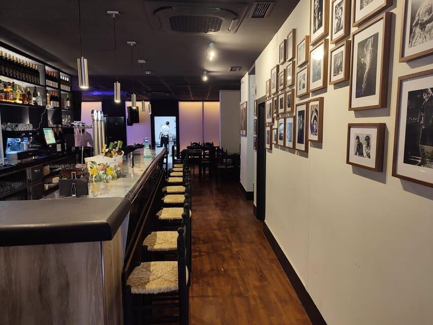Live flamenco + tasting - The tasting menu: what the €50 dinner package actually adds
