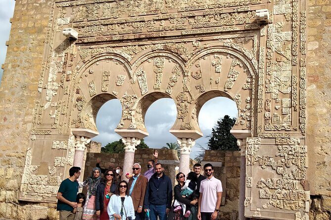 Madinat Al-Zahra Private tour with an expert - Getting to Madinat al-Zahra from Córdoba: use your transport if you can