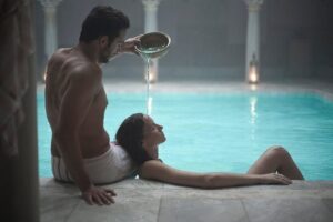 Midra 30 Arabian Baths Experience at Cordoba’s Hammam Al Ándalus - Your 75 minutes: pools, steam, and mint tea breaks