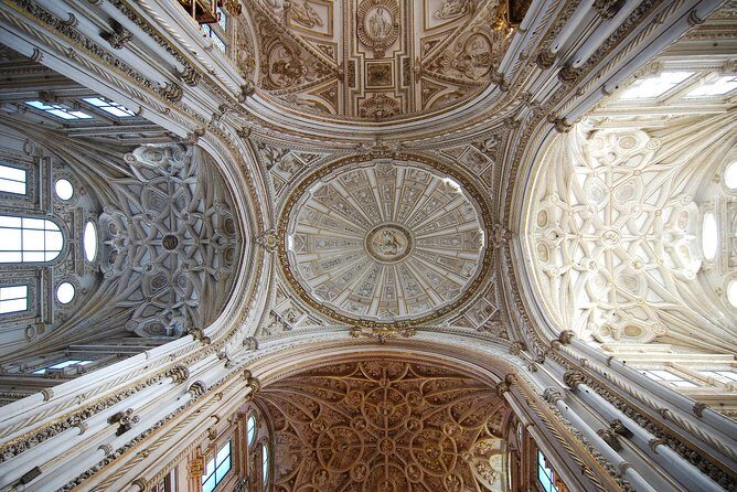 Mosque-Cathedral Cordoba Guided Tour with Priority Access - Stop 3: Mezquita-Catedral de Córdoba, from the 8th century to cathedral life