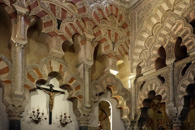 Mosque-Cathedral of Cordoba Guided Tour - Entering the Mezquita: skip-the-line helps, but crowds don’t vanish