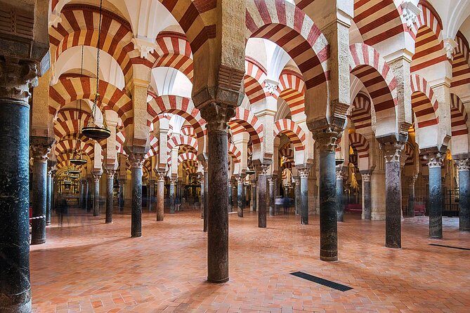 Mosque-Cathedral of Cordoba Guided Tour - The 90-minute route: from Visigoth remains to the Almanzor era