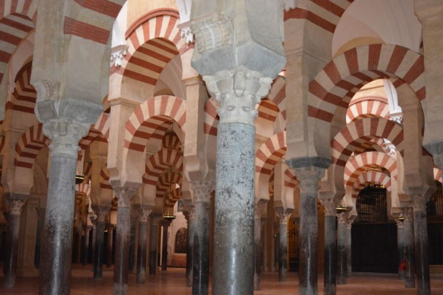 Mosque-Cathedral Small Group Guided Tour - The Baroque altarpiece: when styles jump centuries
