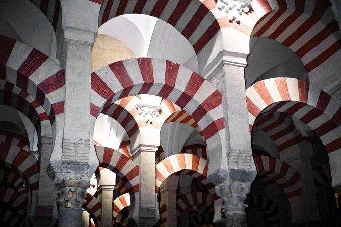 Mosque of Cordoba History Tour in English Tickets included - Starting point on Cardenal Herrero: where you meet and how it flows