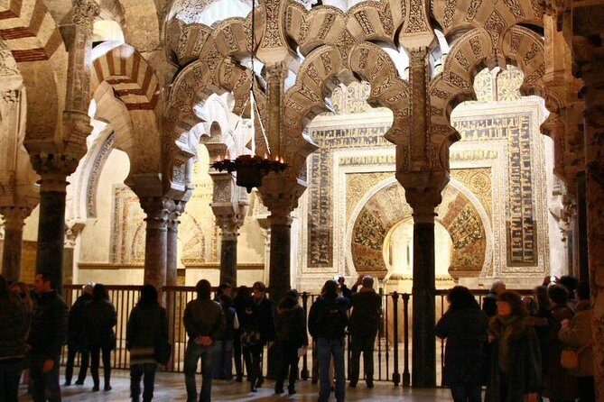 Mosque of Cordoba Private Tour in English Ticket included - Who should book this Mezquita private tour