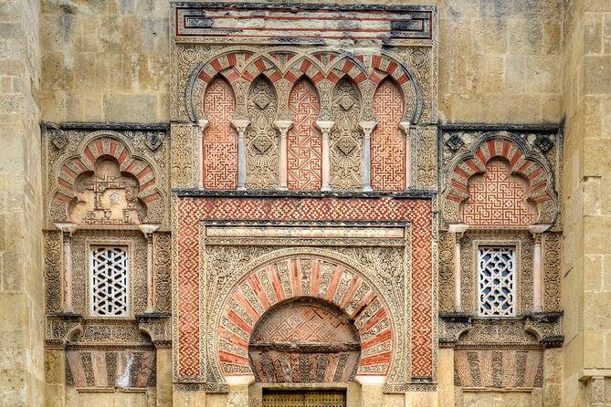 Private Full Day Tour of Cordoba & Medina Azahara with Hotel pick up & drop off - Mezquita-Catedral: where the guide makes the layers click