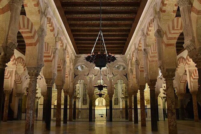 Private Guided Visit to the Mosque-Cathedral of Córdoba - Inside the Mezquita Cathedral: follow the building’s construction phases