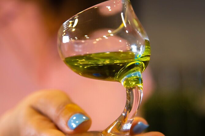 Private Tasting of Olive Oil in Córdoba - Shopping Without the Pressure: Taste More at La Oleoteca de Córdoba