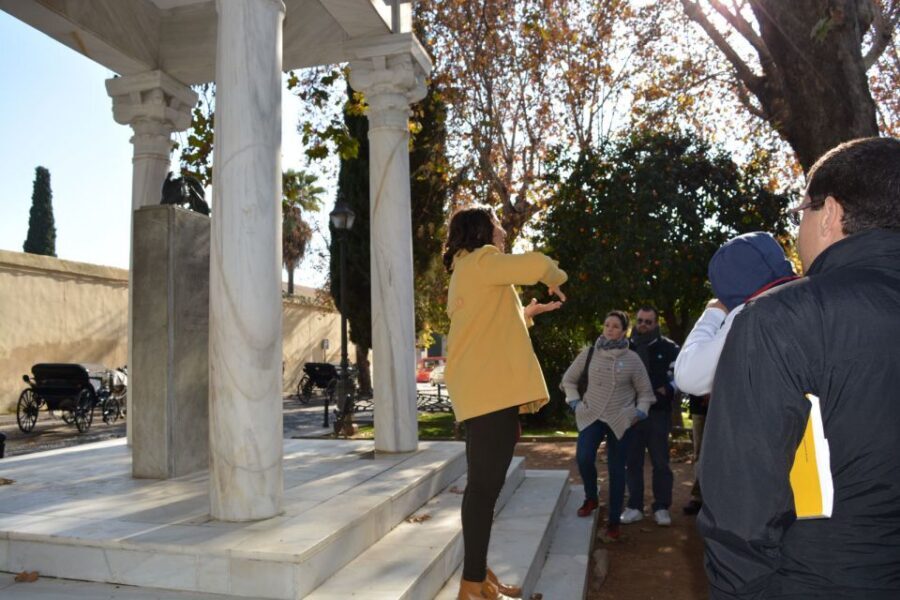 Private Tour of the Mosque-Cathedral and Jewish Quarter - 2 hours, private group: pacing and who this suits best