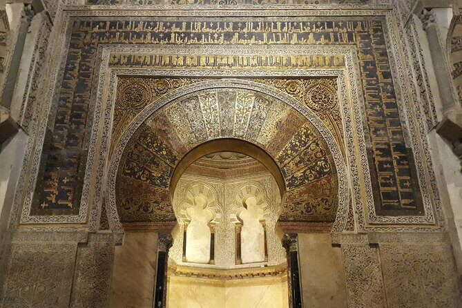 Semi-private visit to the Mosque-Cathedral of Cordoba - English Guidance and Small-Group Questions: When It Clicks